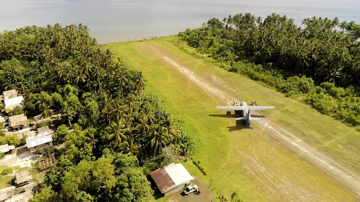 An #AusAirForce C-27J Spartan delivered ballot boxes across the Solomon Islands as a part of #YourADF's support to the 2024 elections. Alongside the @NZDefenceForce, the ADF is assisting in delivering a safe and secure election by providing logistics and other enabling support.👏