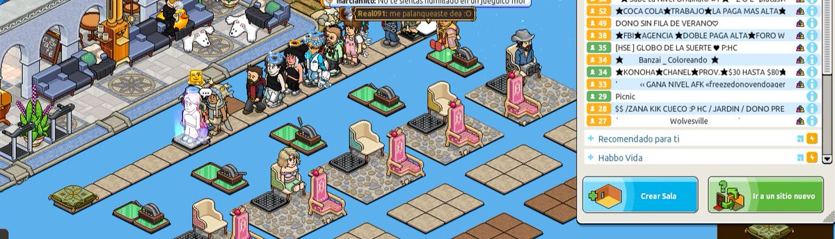 inagurando la nueva sala con mega donaciones de todos los guias sheyla alejandra  marcianito con hc  y talpo con tronitos wow