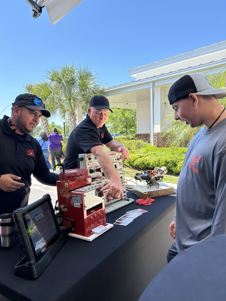 The @lakeschools College and Career Event in Leesburg was a great success, with a large turnout of enthusiastic young people eager to learn about their future career prospects. We were excited to be a part of it! #fltechnicalcolleges #workforcewaylake #careerinayear #GetThereFL