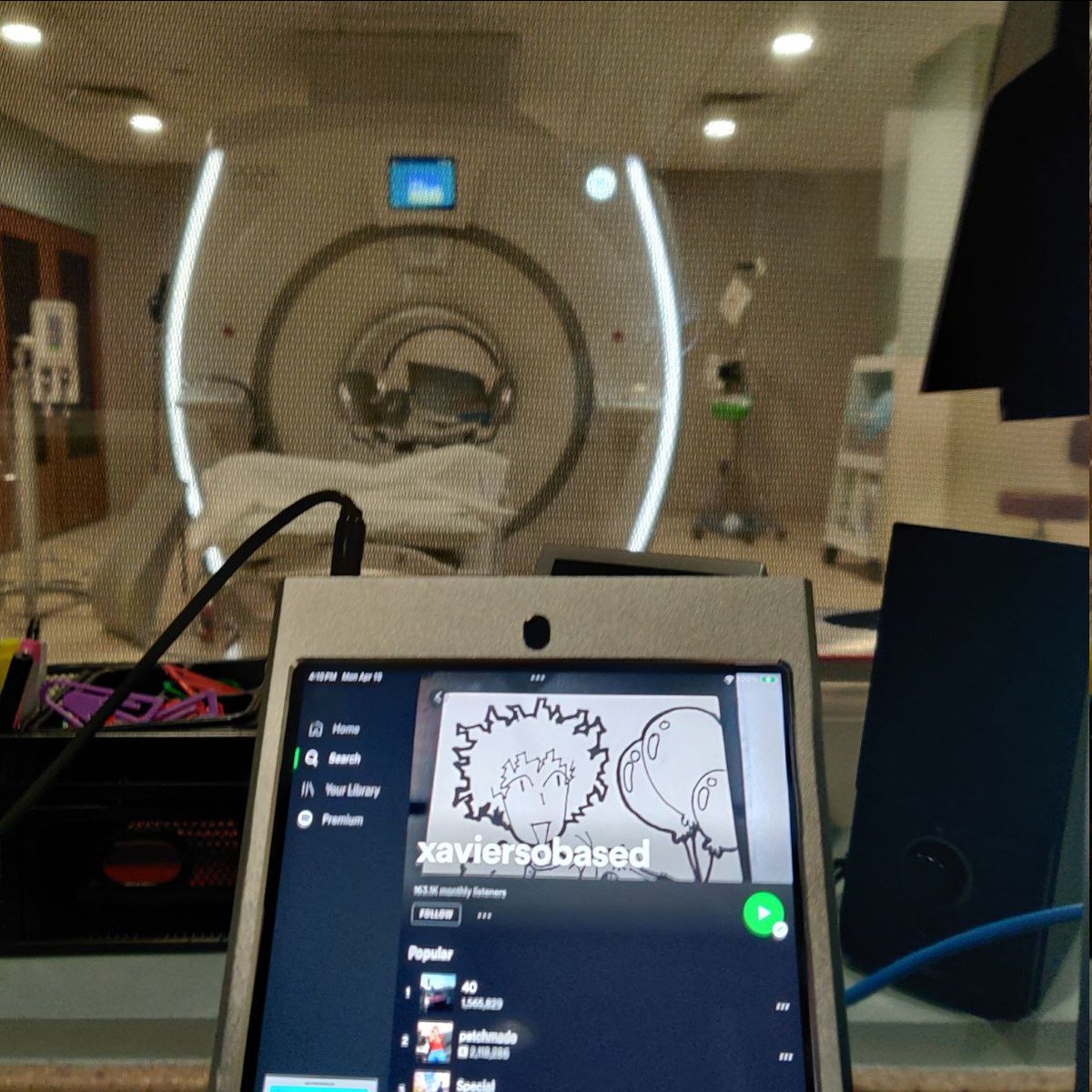 First person to listen to xav in an MRI