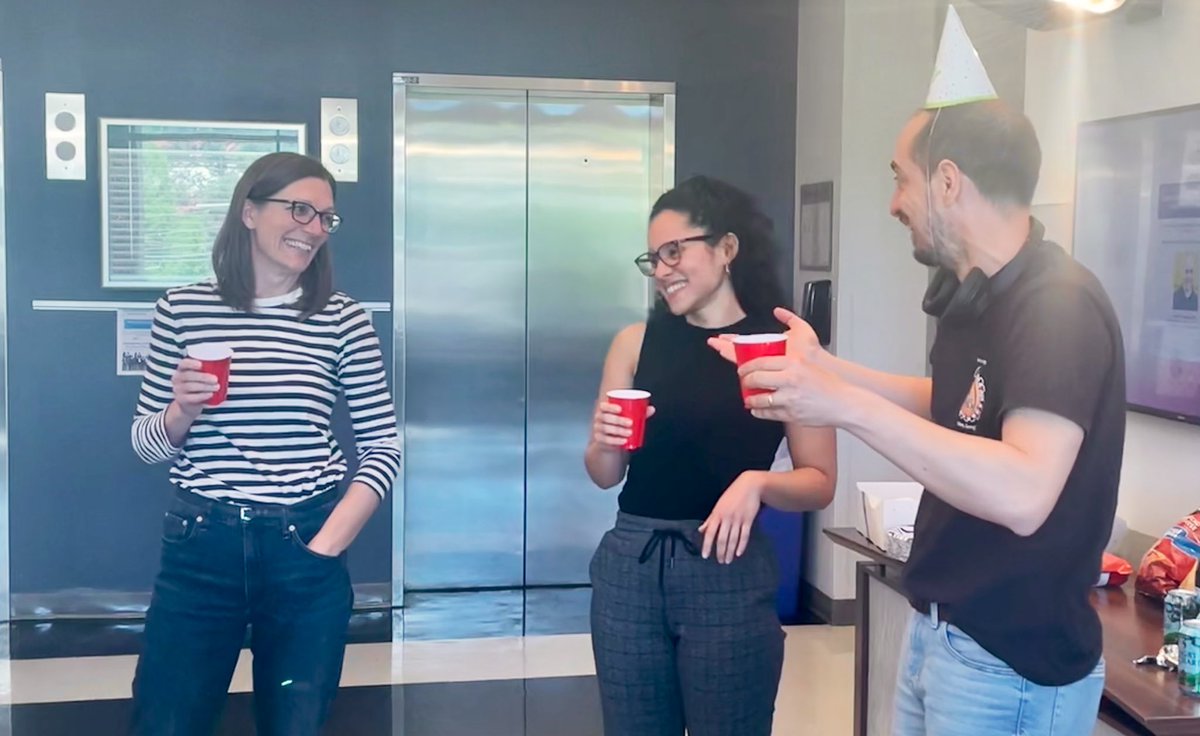 naharavm's tweet photo. April brought great news… I got a fundable score on my F31 and you bet the Lowen Lab did a party to celebrate it!✨🍾 https://t.co/MEweLEc0ki