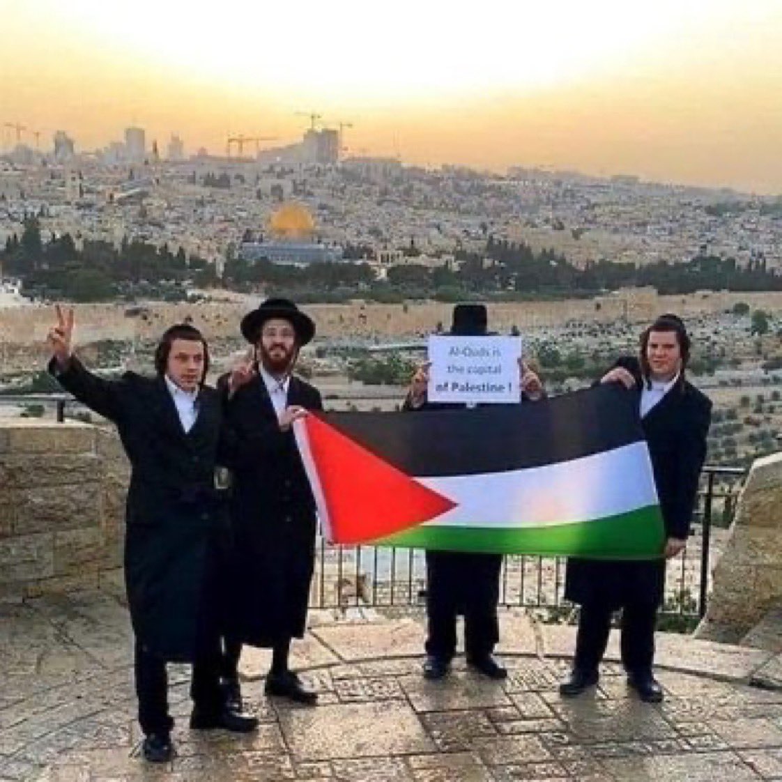 🇵🇸 They stand with PALESTINE, DO YOU? #WorldWar3 #IranAttackIsrael #IranAttack #Iranian #Iranians #Iran #IsraeliTerrorists #Palestine #IsraeliWarCrimes #IsraelIranWar