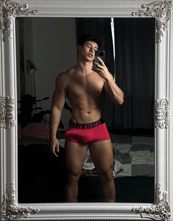 JuicyCassidy_'s tweet photo. Bed time 😛 https://t.co/OT80gwW2V4
