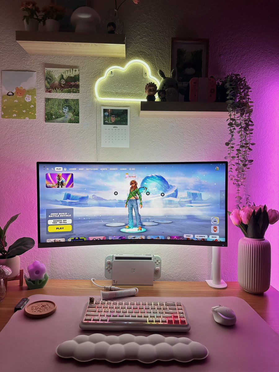 cozywithmar's tweet photo. my view rn 💗✨ https://t.co/5CpkWPArjy