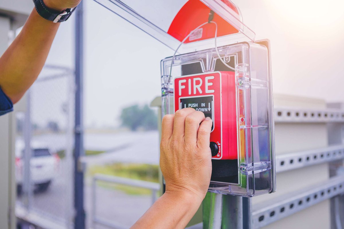 We aim to prioritize your safety by offering cutting-edge Fire Alarm Systems for your home or business.

 #FireAlarmSystems #FireSafetySolutions #FireProtection #FireSafety #HomeSafety #BusinessSafety #FirePrevention