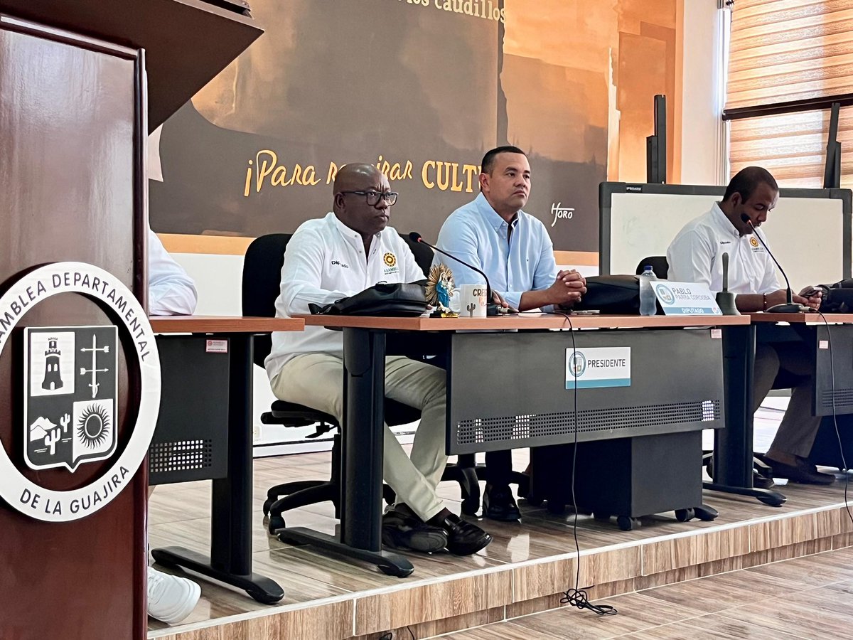 LAGUAJIRAGOB's tweet photo. Por delegación del Gobernador @jaiaguilar, instalamos Sesión Extraordinaria ante la honorable Asamblea Dptal, con @misavelasquezg para estudiar proyecto de ordenanza, por medio del cuál se adopta y aprueba el Plan de Desarrollo Departamental 2024 - 2027 ‘Cumpliendo la Palabra’. https://t.co/6UPdkmXjeI