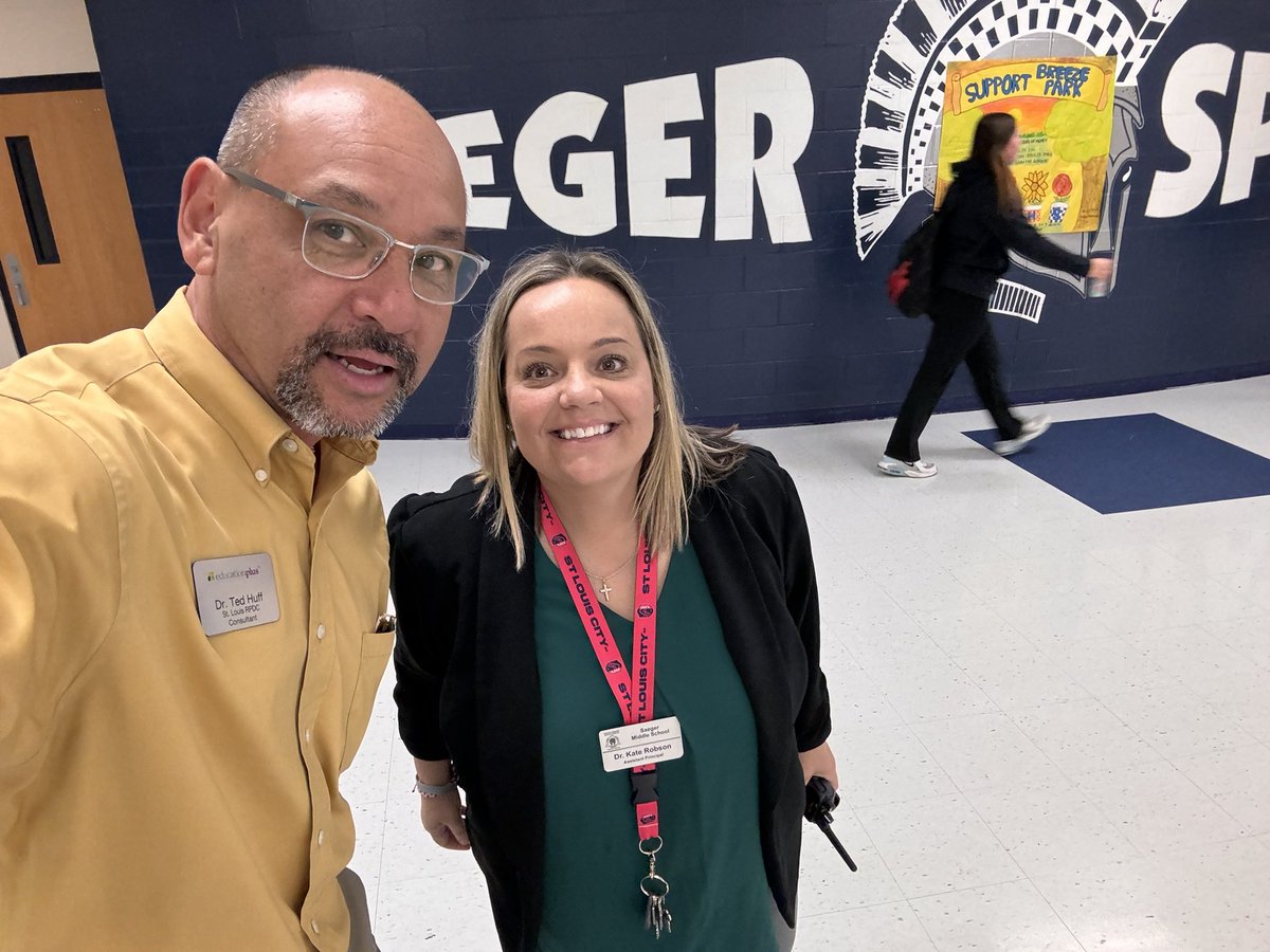 TedHiff's tweet photo. Owls it going in your neck of the woods? I visited Dr. @krobson15 at @SaegerMiddle! Dr. Robson is one of my #MOLA38 Leadership Academy OLE owls! Thank you for sharing the incredible academics at your school!  @MLDSLeaders  @FrancisHowell @CoachJohnson_SB @AshleyMairFHC https://t.co/PV4NnxU5S3