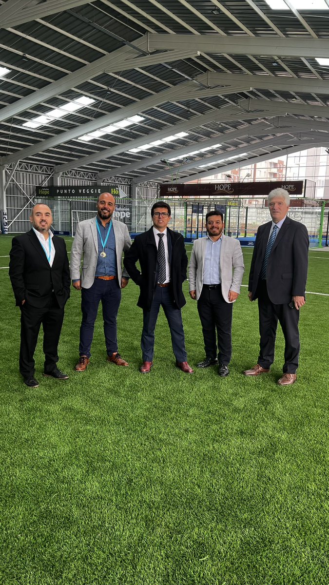 Visitando el Polideportivo  del Colegio Adventista de Temuco, junto a Director nacional de Educación. <a href="/iasdchile/">Iglesia Adventista del Séptimo Día en Chile</a>