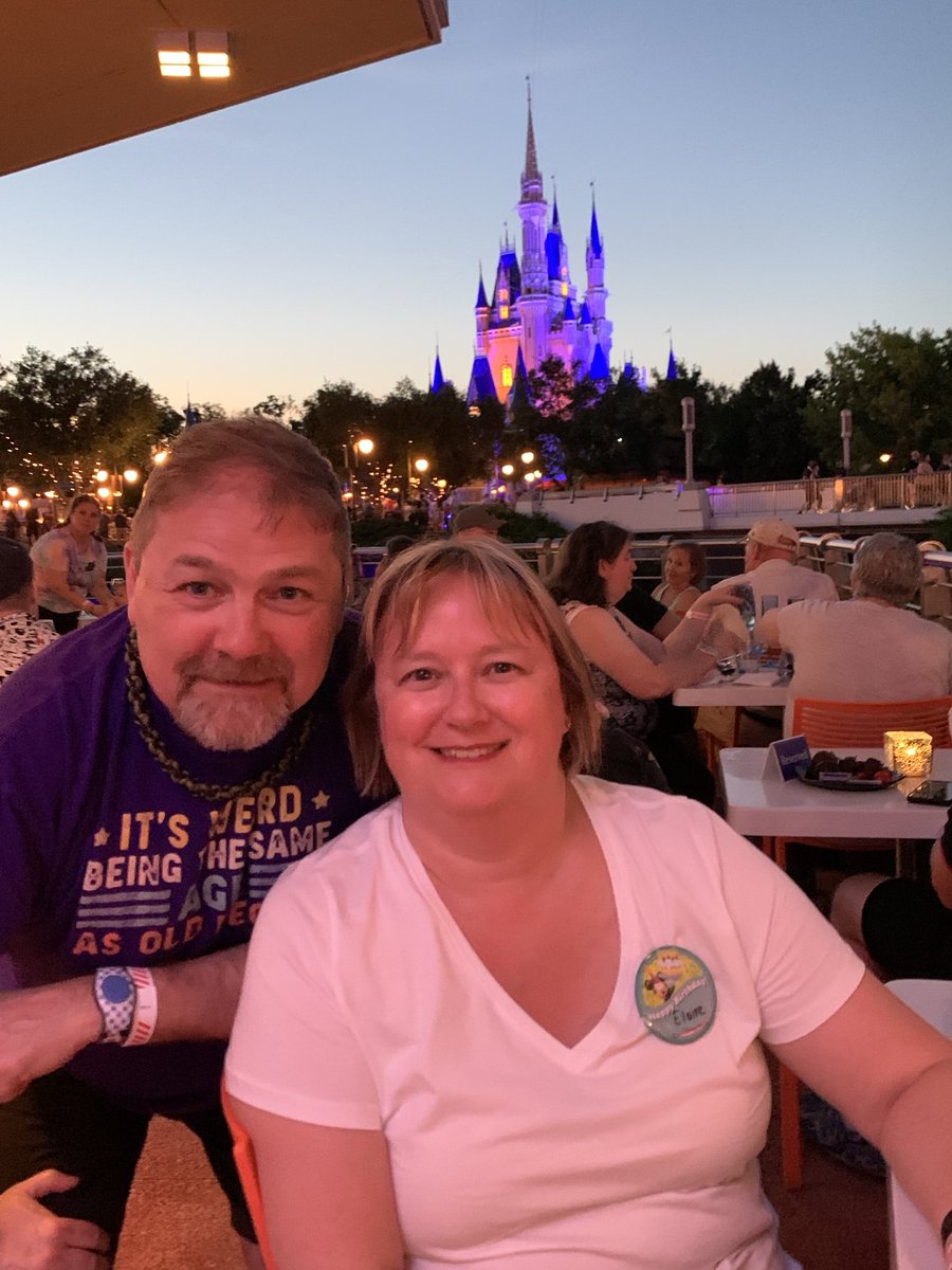 AddisonChris67's tweet photo. How many people get to have fireworks on their birthday? Last special treat for my girl as we sit and wait for the Disney fireworks display over the castle https://t.co/OxaOeCgpSS