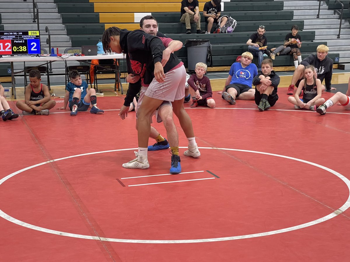 WIWrestlingFed's tweet photo. 📸’s from the Greco clinic with Coach Ty Pelot at the Go Big or Go Home FS/GR tournament yesterday! Coach Pelot is the head coach for the WWF Junior Greco team. https://t.co/sRmr0t42GI