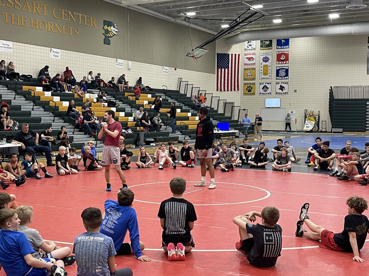 WIWrestlingFed's tweet photo. 📸’s from the Greco clinic with Coach Ty Pelot at the Go Big or Go Home FS/GR tournament yesterday! Coach Pelot is the head coach for the WWF Junior Greco team. https://t.co/sRmr0t42GI
