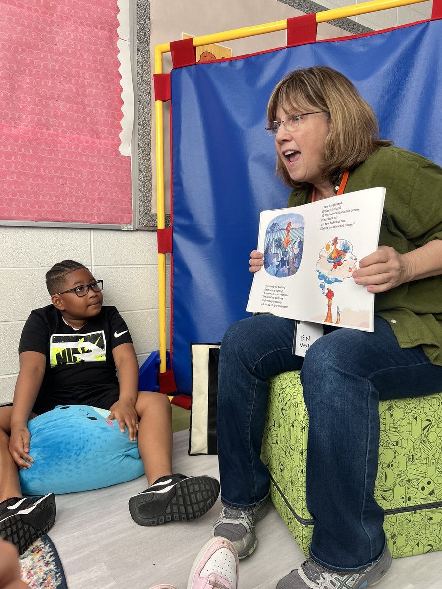eochoaedu's tweet photo. We got a special visit from Children’s Author @LoriDegman today in 2nd grade! We did a read aloud to Cock-a-Doodle-Oops, and even got a personalized class copy. We were one lucky class today!!! 📚☺️❤️  Thank you again Lori for coming in! @ElemNorthD73 https://t.co/uvNusZb1Fm