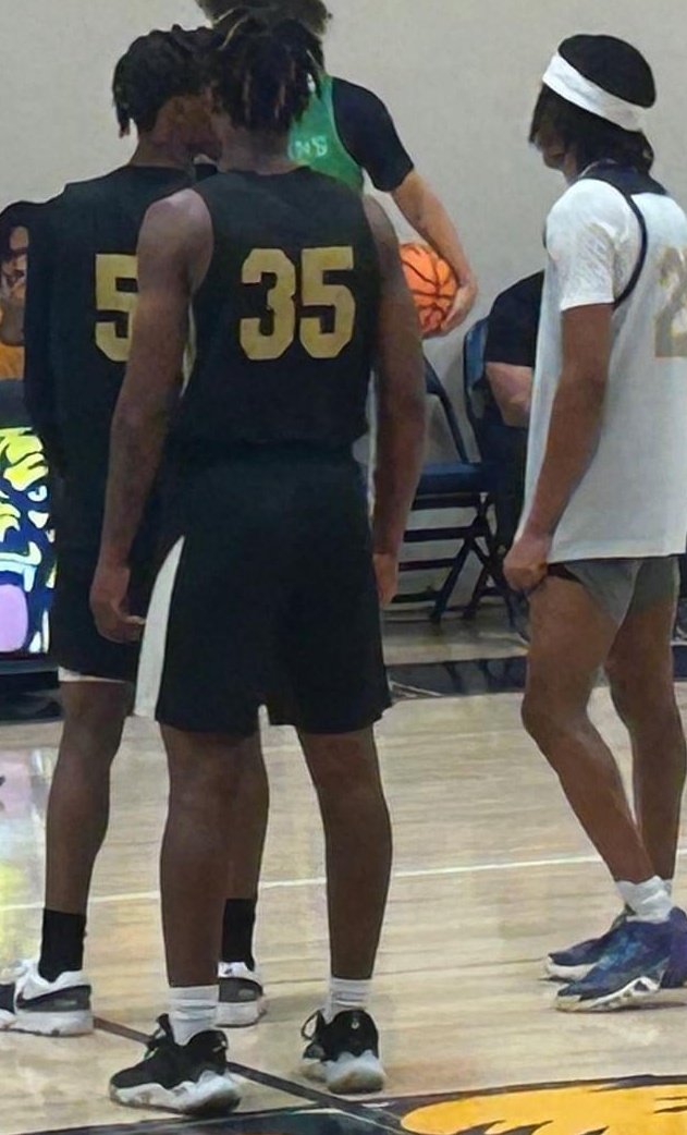 ncpudgy's tweet photo. It's his testimony to tell but praise God for Recovery, Health, &amp; Strength!!!! 
All I can say is Ohhh shoot he's back &amp; 100% HEALTHY.. plus 2" TALLER 6'5, 20LBS OF MUSCLE, 205, AND NO INJURIES!! 😤 #TGBTG 
We in the gym!!! @TJCashMiller https://t.co/s3Lkdvw7IR