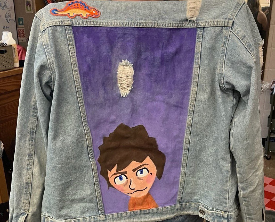 driedupsquid's tweet photo. @Mikasacus my friend got your mii painted on his jacket 🔥🔥🔥 https://t.co/vgxfH4ws1A