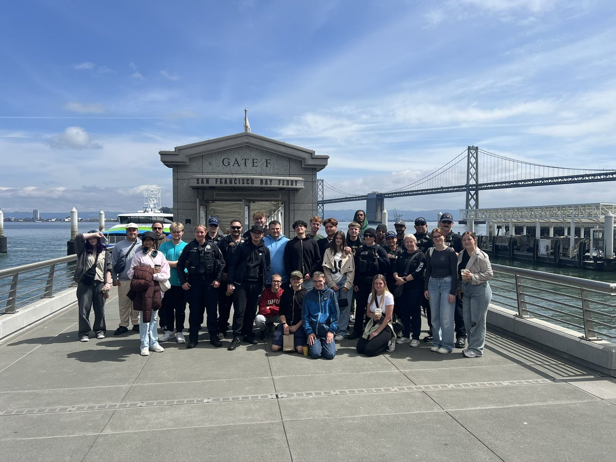 lecture_mindset's tweet photo. Today we spent the day at Pier 39 and Fisherman’s Wharf, finishing with food at @SwissLouisSF https://t.co/DVULScQBVV