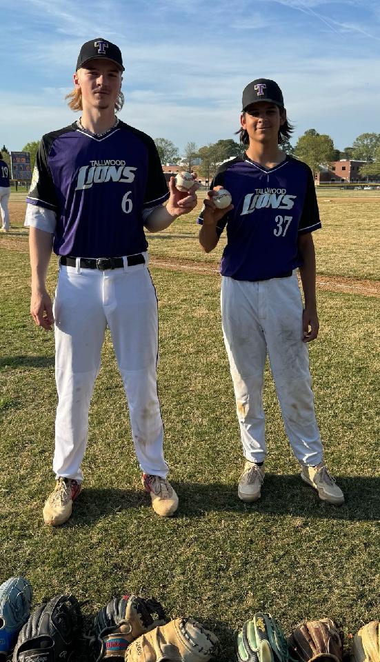 Tallwood High School Baseball (@thslionsbasebal) on Twitter photo Freshman Bryce Newell gets the win against Green Run 6IP, 6K, 3H, 3R
Senior <a href="/DMcDowell2024/">Donovan McDowell</a> closes the game with 1IP, 2K. Congrats <a href="/THSLionsBaseBal/">Tallwood High School Baseball</a> !! Freshman Bryce Newell gets the win against Green Run 6IP, 6K, 3H, 3R
Senior <a href="/DMcDowell2024/">Donovan McDowell</a> closes the game with 1IP, 2K. Congrats <a href="/THSLionsBaseBal/">Tallwood High School Baseball</a> !!