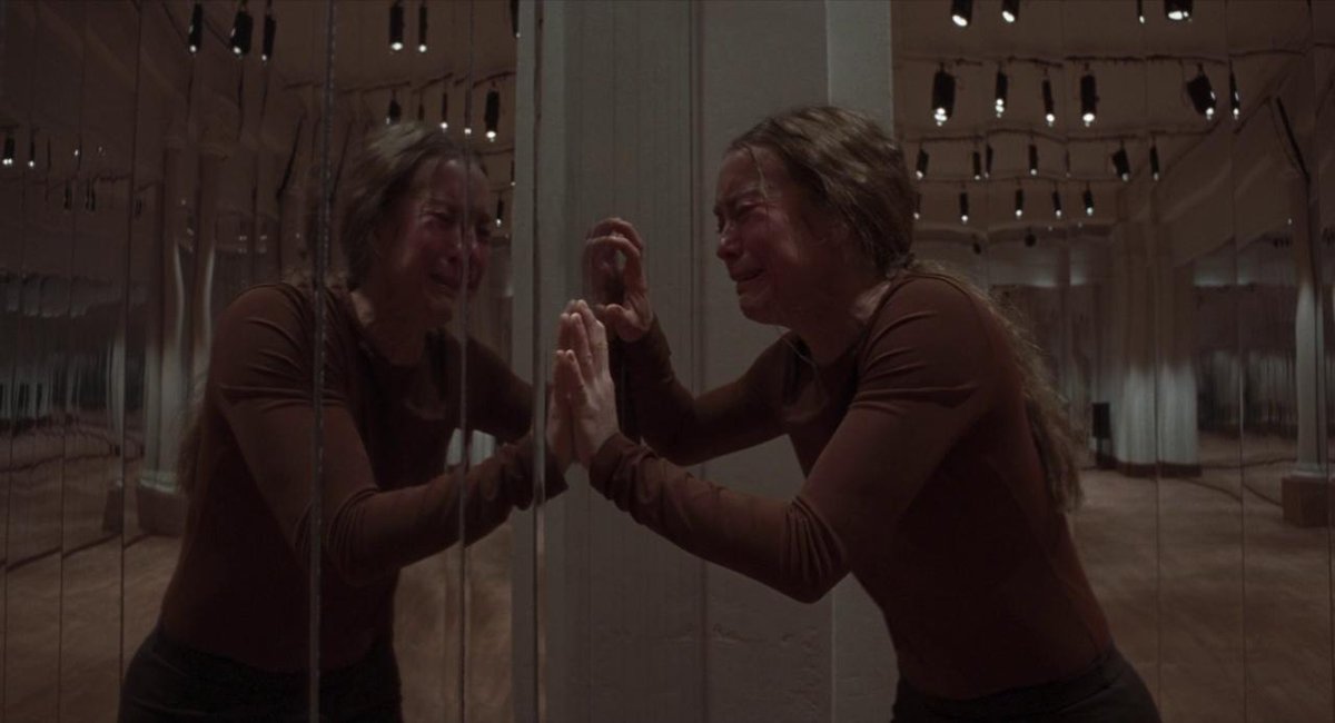 TheMoviePalette's tweet photo. suspiria (2018) dir. luca guadagnino https://t.co/j8IO5hdxQr