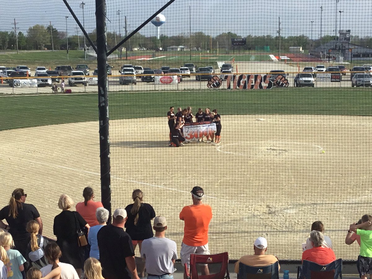 Coach Dawn Richter honored in between games with a 300+ Win batter by her team; former team members; family and friends.  312 wins in 20 seasons as Lady Tiger Head Coach;  Congrats Dawn!!  #KCLYRadio #TigerFamily