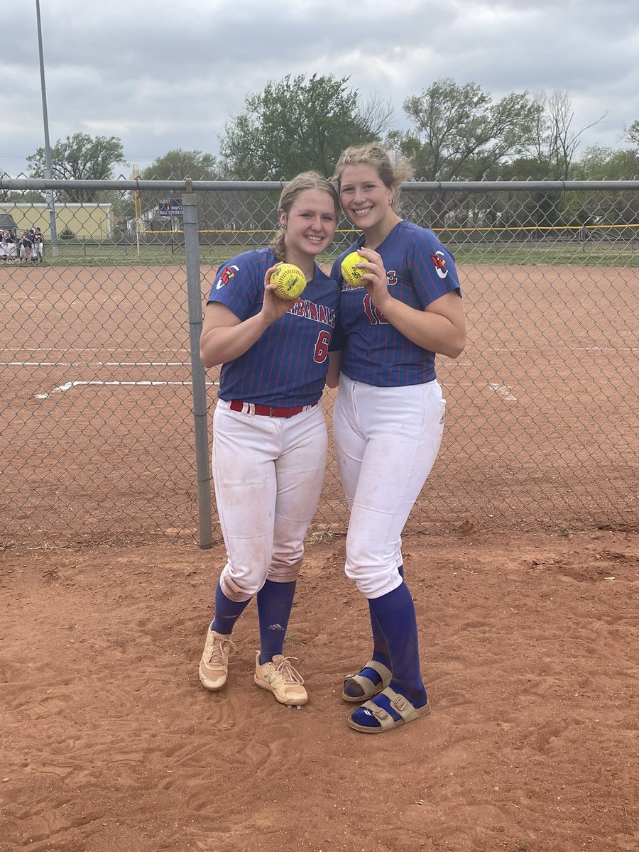 pmccormick3188's tweet photo. Bombs today with Erika!!! @CheneySoftball @TE316Rumsey https://t.co/IbI0Fs9nPh