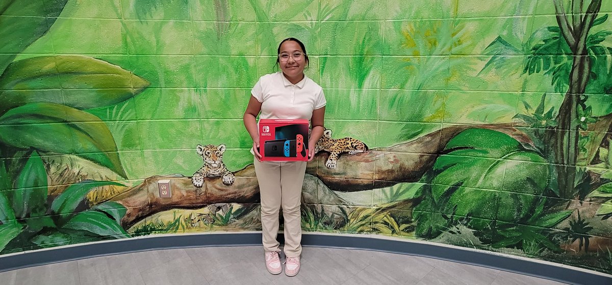 ...and the winner is🥁... ! 📢 Huge shout out to our Jauguar for winning a Switch for 3 Weeks Perfect Attendance #TeamSISD #Findtheartinyourheart ❤️