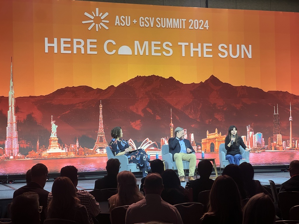 .@CalCommColleges Chancellor @sonyachristian
joined @ASU Prez @michaelcrow & Silicon Valley Community Foundation Prez Nicole Taylor for @asugsvsummit Sunstage X Coffee session to discuss the revolution in education & learning technology for CA learners.  #EdTech #OurTimeIsNow