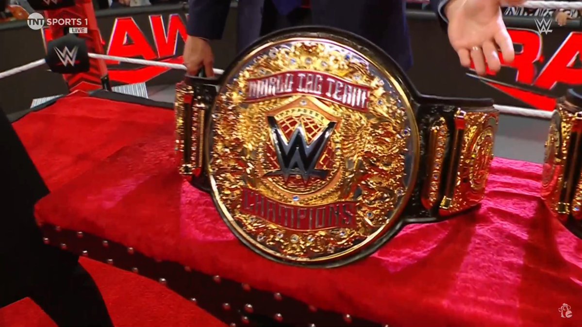 Beautiful new #WWERaw Tag Titles, which kinda look like the AEW Trios Titles, so I wouldn't blame Truth if he got the two confused.
