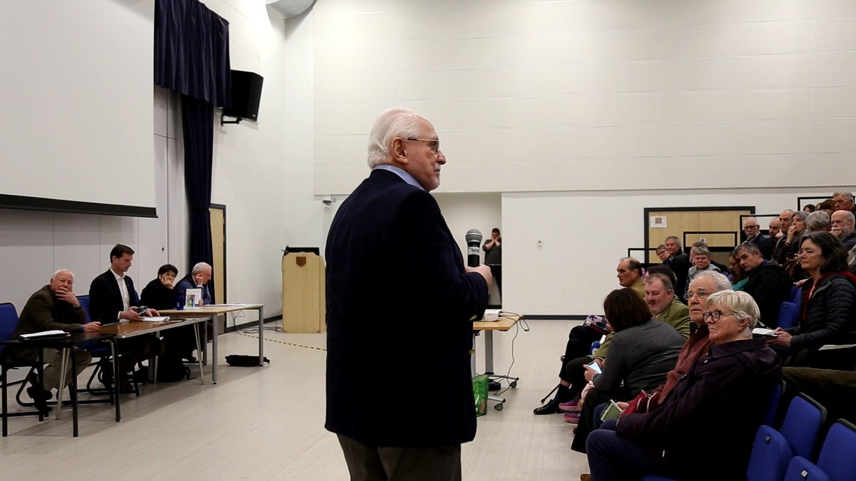 DAN ADDRESSING COMMUNITY MEETING AGAINST GIANT PYLONS PLANNED FOR ANGUS youtu.be/citKLLfTXwM .