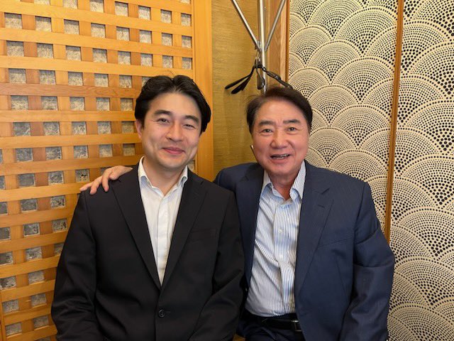 이석현 부의장님께서 격려의 말씀주시며 함께 점심.