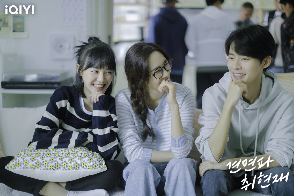 Completed #letsmeetnow the underrated drama from cattree that deserves more higher rating. The plot is simple yet comforting in its own way. Each character have their own tale to portray, all of which are relatable & lovable🥮