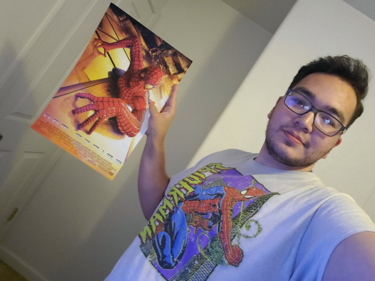 jsus_jr's tweet photo. Finally got to see my OG superhero on the big screen with this re-release. Sam Raimi's #SpiderMan (2002) and Tobey Maguire embodying Peter Parker/Spider-Man heavily influenced my childhood dreams and imagination.
Thank you to @Sony and @MarvelStudios for making this happen. https://t.co/9X4PgKB4bR