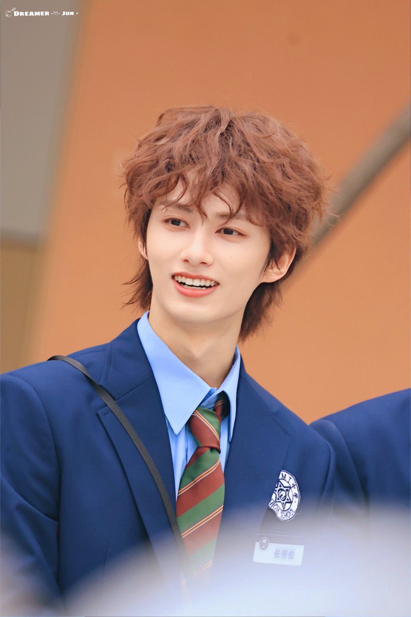 DreamerJun2's tweet photo. 240416
“长得俊”😽
#JUN #준 #문준휘 #文俊辉 #ジュン #SEVENTEEN   #세븐틴 https://t.co/OFT4rfhQTM