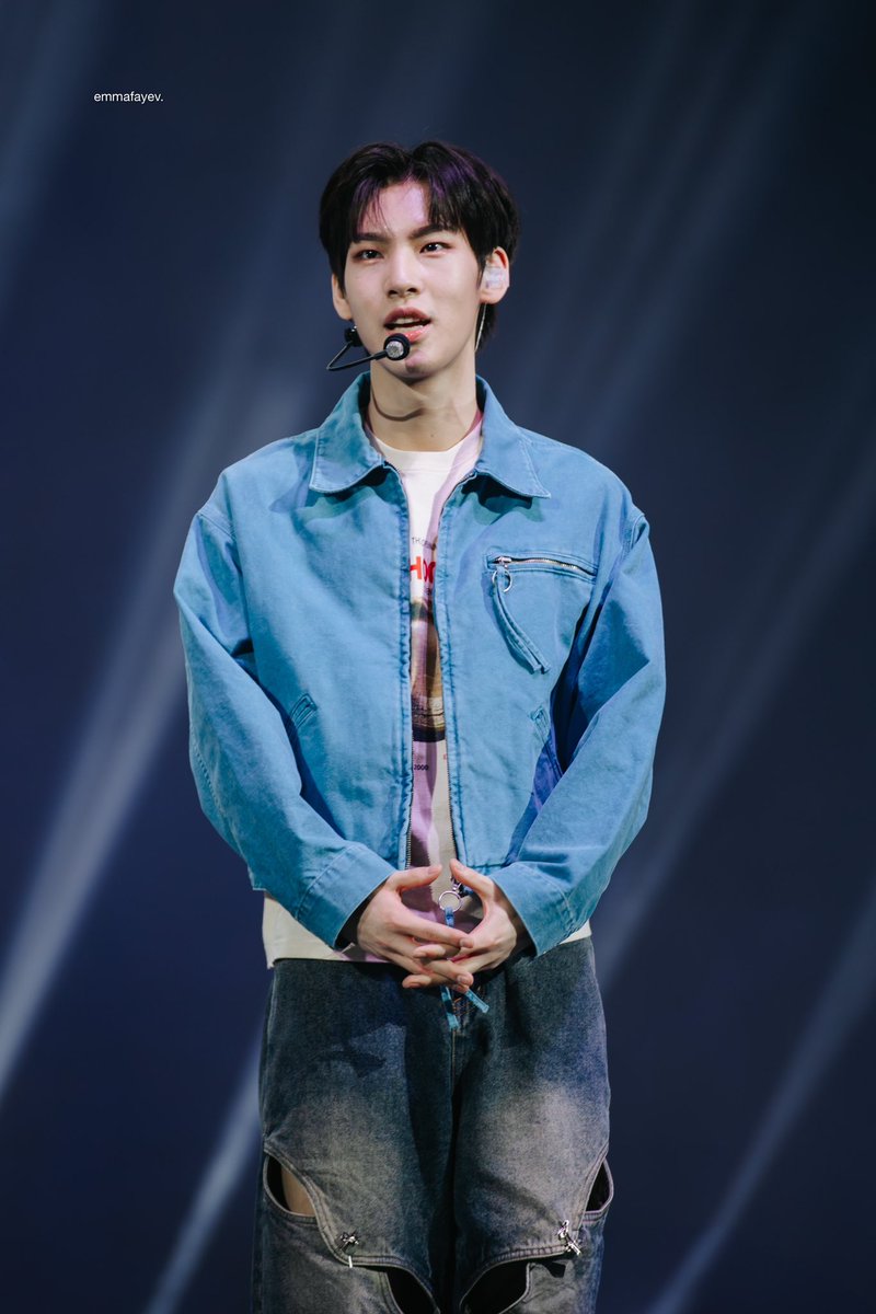 emmafayev's tweet photo. 240410 β NXD Park Hyeonggeun λ°νκ·Ό, ONEUS 2nd World Tour 'La Dolce Vita' in Los Angeles
#NXD #NeXtiDentity #NXD_JUMP #OneusinUS #OneusinLA #La_Dolce_Vita #OneusWorldTour https://t.co/XeEgyDxZqw