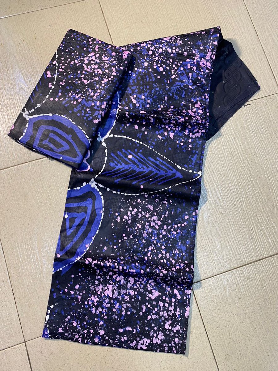Adire Batik Brocade 5yards Location :Abeokuta Nationwide Delivery Price :24k Please retweet and like my tweet cos my client might be on your TL.