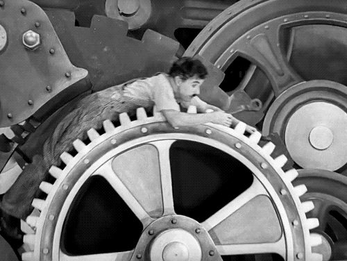 Charly Chaplin war  Komiker,Schauspieler, Komponist und Produzent, der in der Stummfilm-Ära bekannt und zu einem der berühmtesten Filmstars weltweit wurde.
16. April 1889 -25. Dezember 1977
Guten Morgen !