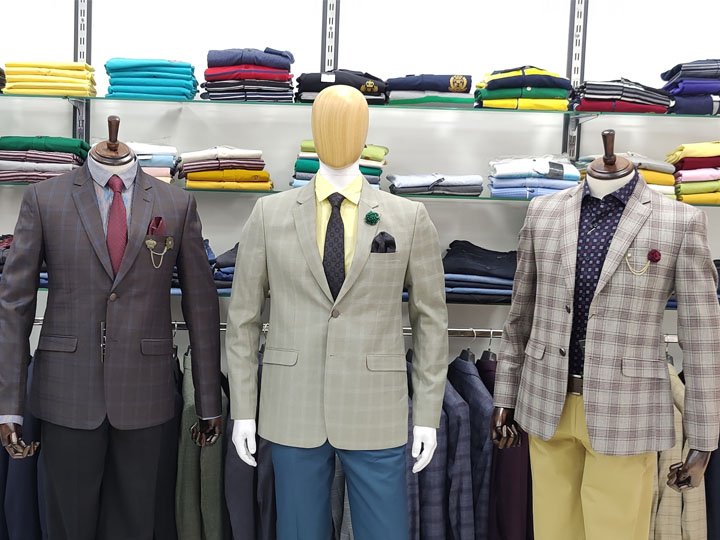 Armariocollectn's tweet photo. Finest fabrics handpicked for your luxurious taste. #ArmarioCollections offers a range of blazers to upgrade your wardrobe. https://t.co/pfFuGC3Y6M