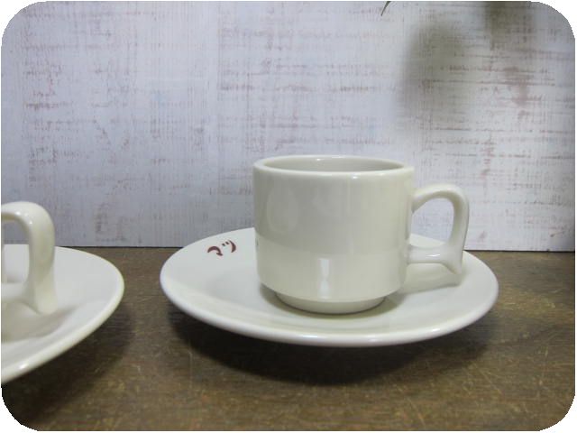 rearea6070's tweet photo. Scasasen NAGOYA 　『マツ』 　 カップ＆ソーサー　

#喫茶店　#純喫茶　#昭和喫茶店　#コーヒーカップ　#レトロ喫茶　
https://t.co/dzxPBuQjKo　

#レトロ雑貨　REAREA　レアレア https://t.co/dqnPudU431