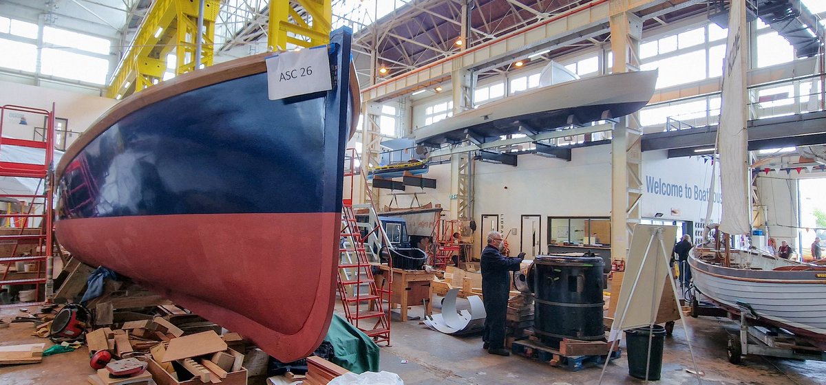 The Falmouth steam Cutter nearing completion (boiler repaint) @NatHistShips @visitportsmouth @PHDockyard @BoatHouse_4 @PortsmouthHQ