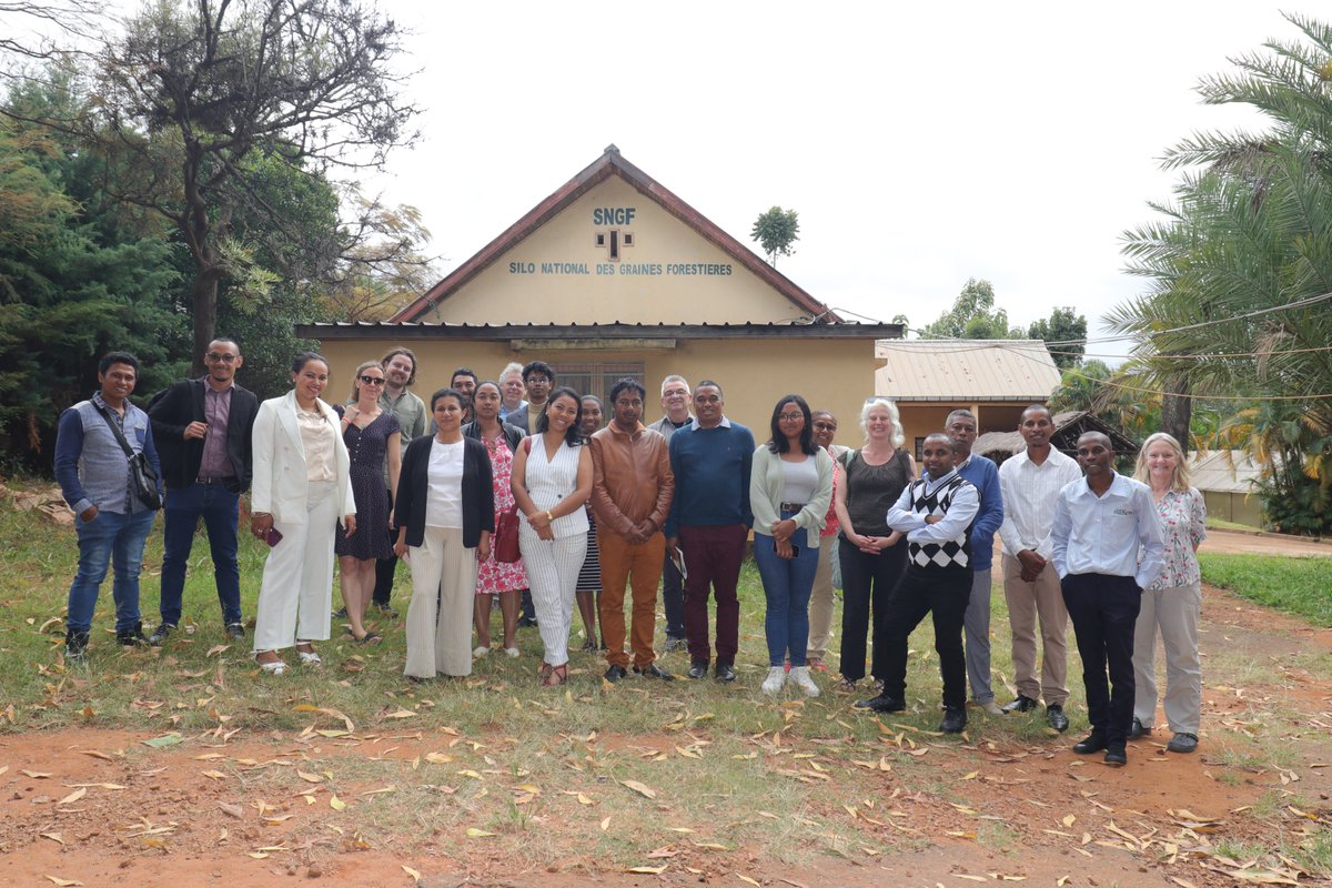 Thanks to representatives from our collaborating organisations SAGE, MNP, PBZT and the University of Antananarivo for contributing to productive and exciting discussions about the next three years