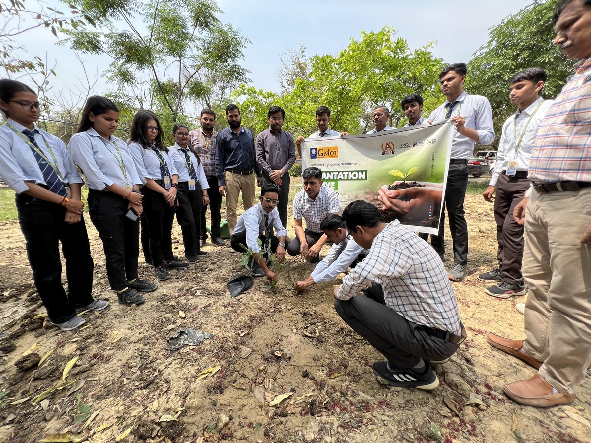 #GNIOT's Electrical Department plants trees for a greener future! Thanks  to all involved for enriching our community and planet! 🌳

Visit our Website: hhttps://www.gniotgroup.edu.in/life@gniot/plantation-initiative-organized.html
Toll Free No.: 18002746969
  #GreenInitiative