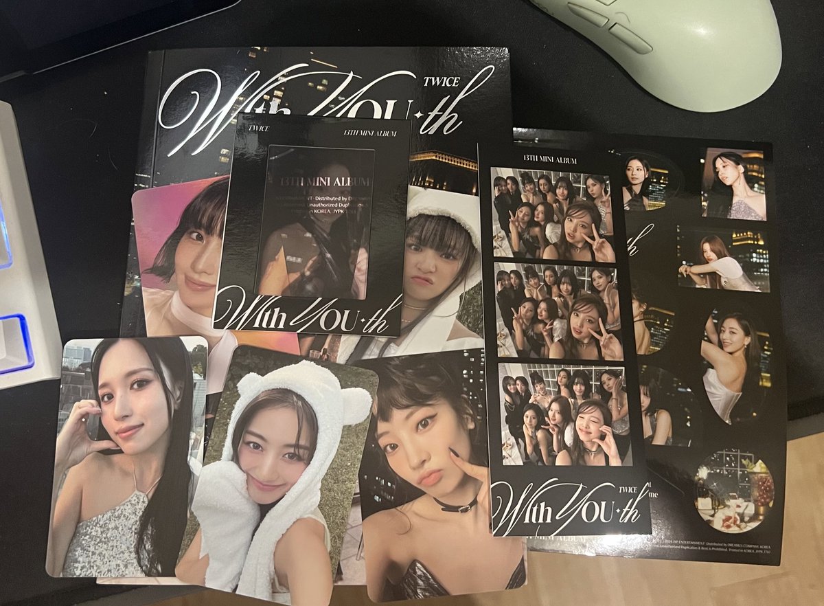 christofferjob's tweet photo. Fresh from the mail. Thank you for the fast and easy transaction @cldndm ! Highly recommended! #dahhyunneeproofs 🤍 https://t.co/pq4K0z9nLE