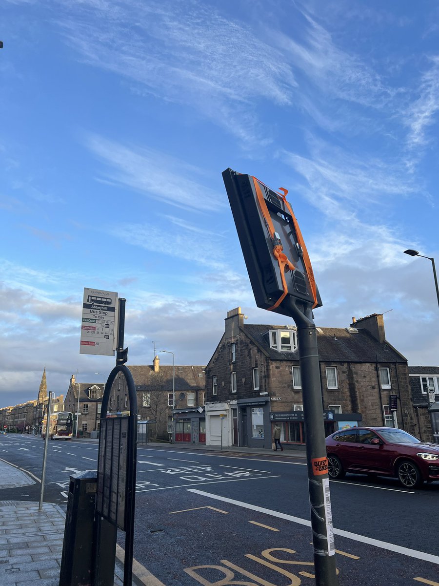 thesimplestick's tweet photo. @edinhelp Thanks @edinhelp All strapped up. https://t.co/tbiyt7NqS7