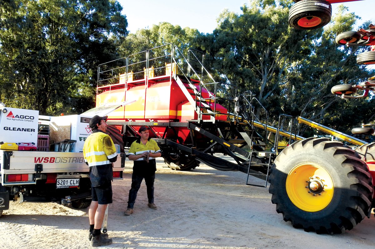 WSBDistributors's tweet photo. WSB offers a range of seeders Bourgault, Väderstad and Simplicity.  Talk to our team to  help you find the perfect fit for your farm.
Call 1300 000 972 and let our team help you choose the solutions to maximise your farm's potential.
#WSBDistributor #farmtech #localsolutions https://t.co/7ogpkUMooP