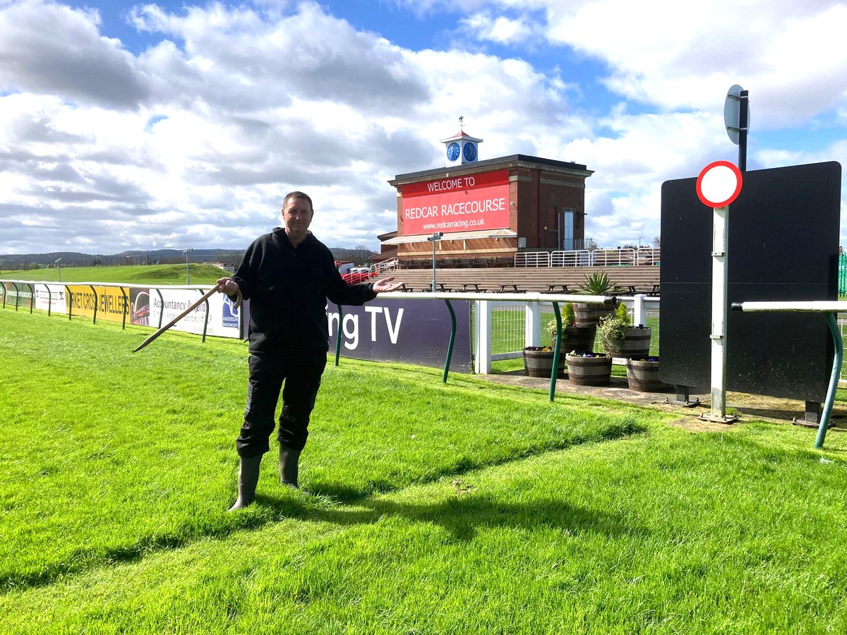 When the going gets tough - the turmoil behind the scenes when a race meeting is washed out. @Redcarracing @YorkshireRacing thenorthernecho.co.uk/sport/24255433…