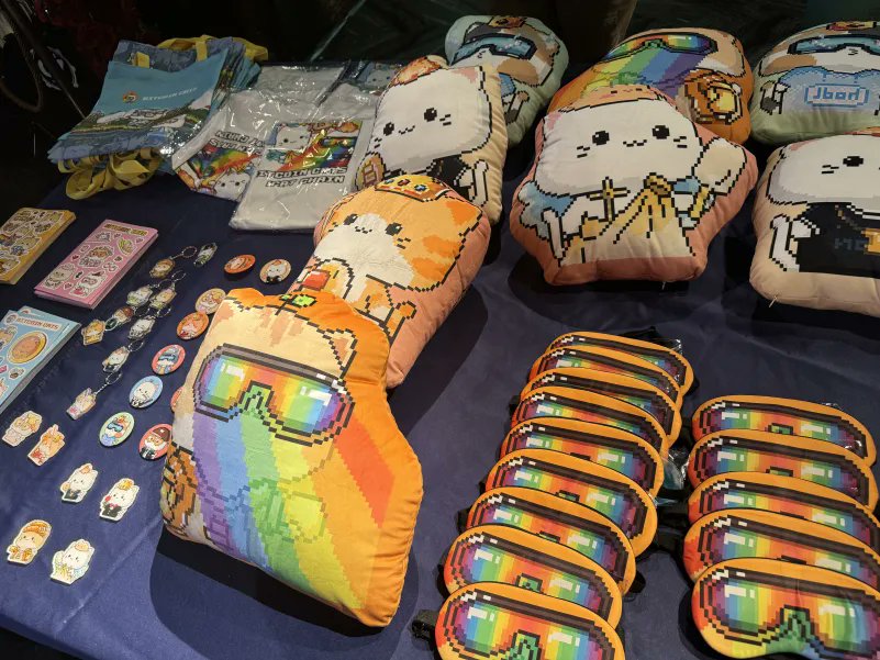 TatyanaBeLife's tweet photo. GM Loves! Happy Taco Tuesday! 💜🩷
The #BitcoinCats World Tour continues!
Hong Kong, Japan, it's Dubai's turn, where we'll be at multiple #TOKEN2049 top events!
Web3 Gaming Party🪩
04.17
8pm-1am (GMT+4)
#memecoins #1CatChain https://t.co/BPhuNeXgZk