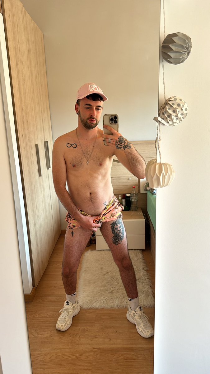 poche_97's tweet photo. Mira lo que te traigo
https://t.co/VbOFKjqK5M
#onlyfans #gay #gayespaña https://t.co/kbNUFfQdCR