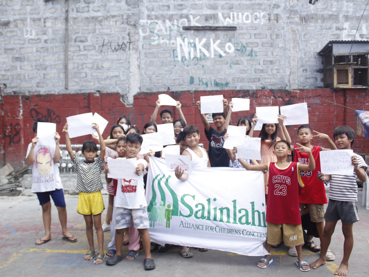 salinlahiphils's tweet photo. Matagumpay na isinagawa ang children’s activity sa mga bata ng brgy. Manresa noong April 14 sa pangunguna ng Salinlahi Alliance for Children’s Concerns at ANGLO KMU
#DefendOurFuture
#ProtectOurChildren
#SulongSalinlahi https://t.co/s08QgclJxU