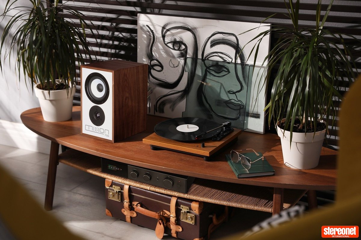 StereoNETUK's tweet photo. The all-new 750 bookshelf loudspeakers from @missionhifi 👉 https://t.co/qCCJfcXNdt

#hifinews #audionews #stereonet #snuk #audiophile #retrofi #retrohifi #retrostyle #loudspeakers #loudspeakerdesign #classichifi #hifispeakers #iag https://t.co/gQ88xpvR5T