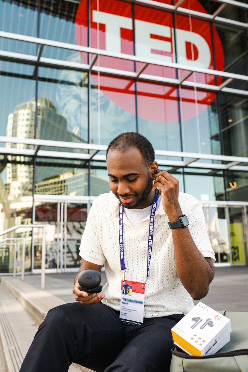 EarFunAudio's tweet image. We proudly share that we’re an in-kind partner at #TED2024 - This esteemed event celebrates bold visionaries unafraid to transform dreams into reality. We stand tall in our commitment to this exciting journey ahead. @TEDTalks

📷: Gilberto Tadday / TED

#TEDconference #earfun