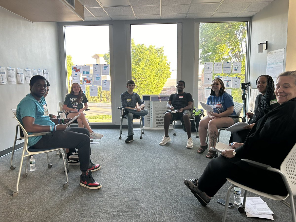 Nicole Pfirman tweet media