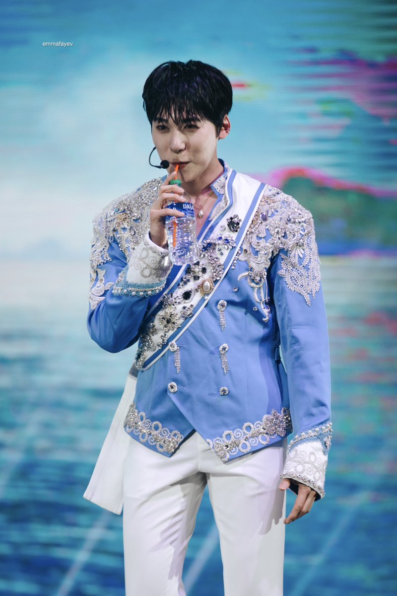 emmafayev's tweet photo. 240410 β Oneus Lee Keonhee μ΄κ±΄ν¬, 2nd World Tour 'La Dolce Vita' in Los Angeles
@official_ONEUS
#ONEUS #OneusinUS #OneusinLA #TOMOON #μμ΄μ€ #La_Dolce_Vita #OneusWorldTour https://t.co/6QUoJb43Af